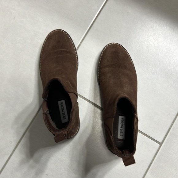 Like New-Steve Madden Chocolate Leather Suede Boots size 8 - Picture 2 of 5